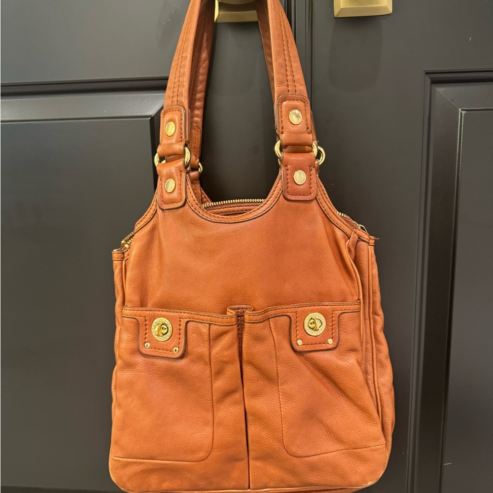 ✨ Marc by Marc Jacobs Leather Shoulder Bag ✨